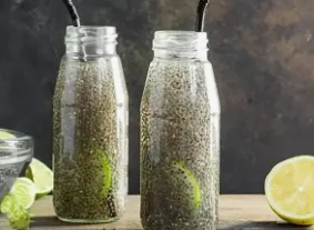 Hạt chia kết hợp với nước uống