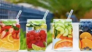 Công dụng của hạt chia khi kết hợp với nước detox